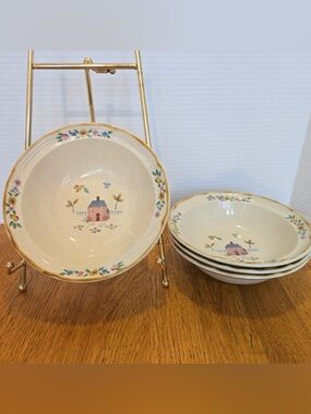 Vintage Heartland by International China Soup Bowls (4) Discontinued Pattern